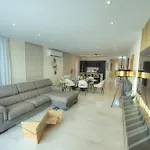 公寓 Luxurious 2 Bedroom Penthouse With Roof Terrace, Hot Tub And Breath-taking Views Yvan1-1 *