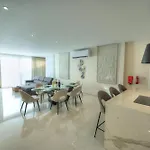 Luxurious 2 Bedroom Penthouse With Roof Terrace, Hot Tub And Breath-taking Views Yvan1-1