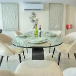 Luxurious 2 Bedroom Penthouse With Roof Terrace, Hot Tub And Breath-taking Views Yvan1-1 Lejlighed