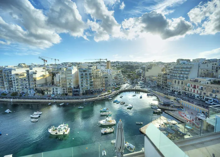 Luxurious 2 Bedroom Penthouse With Roof Terrace, Hot Tub And Breath-taking Views Yvan1-1 Apartmán Saint Julian's