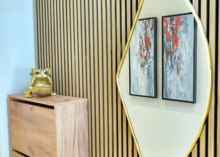 Luxurious 2 Bedroom Penthouse With Roof Terrace, Hot Tub And Breath-taking Views Yvan1-1 Apartmán *