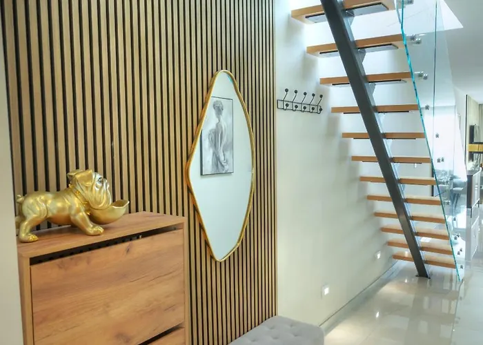 شقة Luxurious 2 Bedroom Penthouse With Roof Terrace, Hot Tub And Breath-taking Views Yvan1-1 سانت جوليان